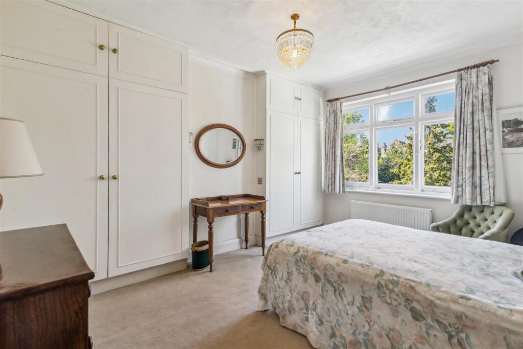 Eastbourne Road, W4 - FOR SALE