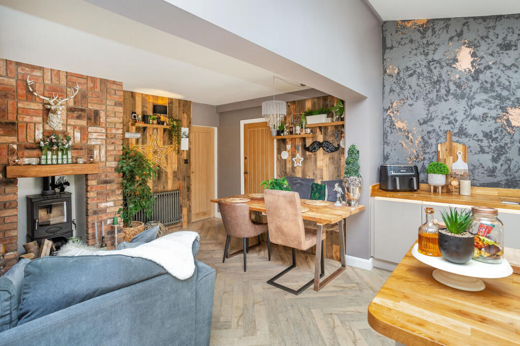 dining/family room c