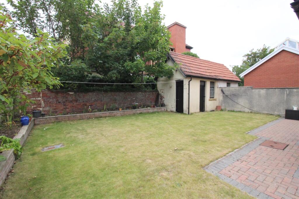 Lake Road, Rear Garden 2.JPG