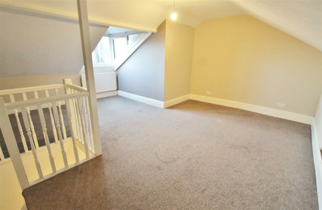 ATTIC ROOM - Further