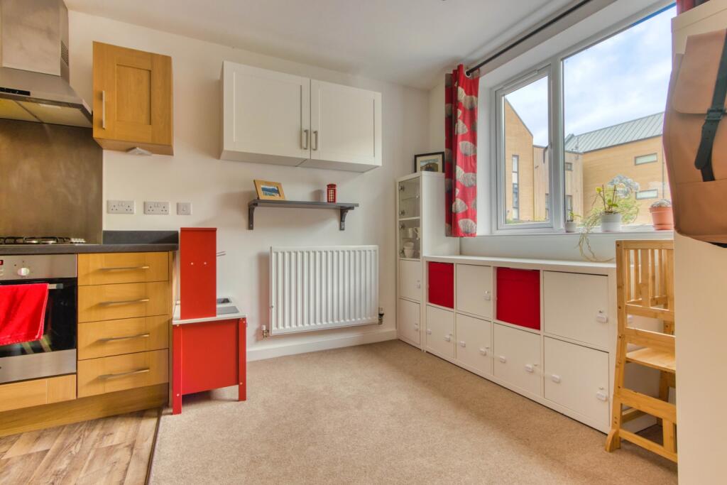 Ewemove Taunton - Firepool View (17)