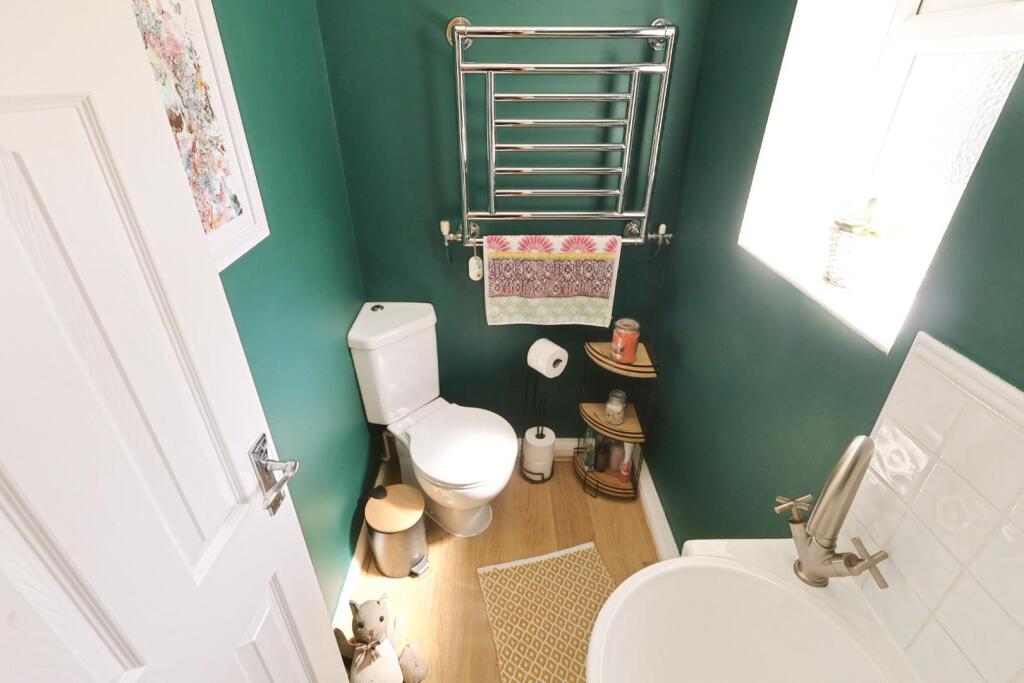 CLOAKROOM
