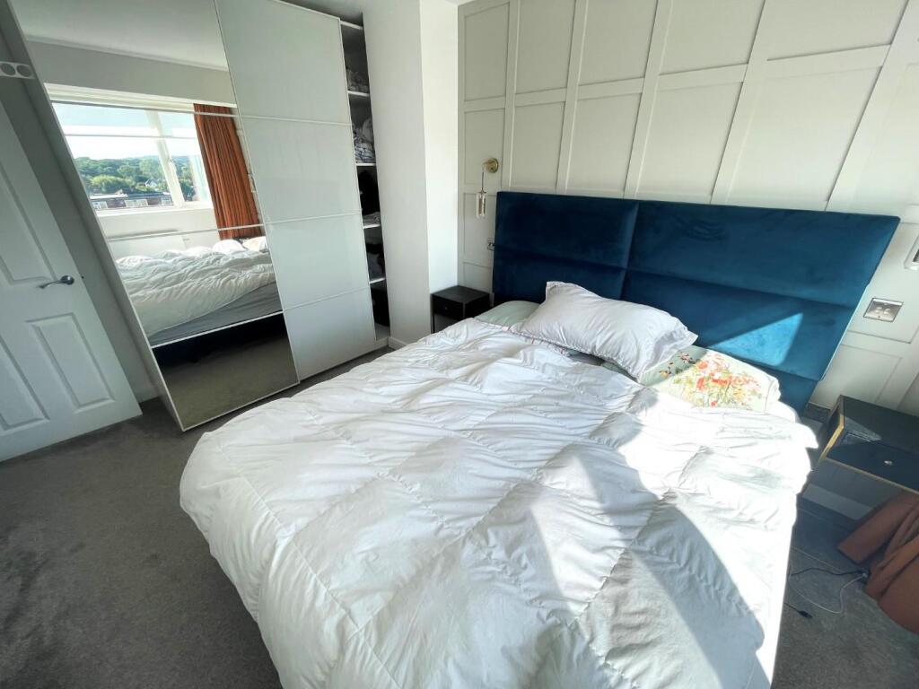 BED 1.jpg