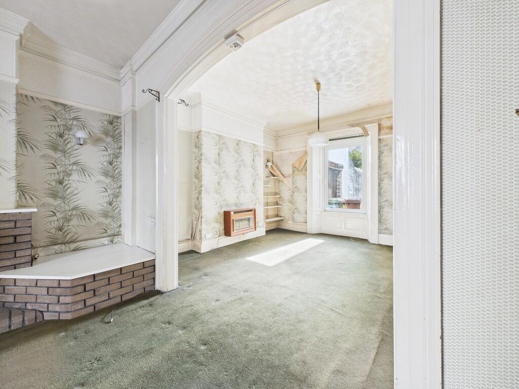 CAM03974G0-PR0215...