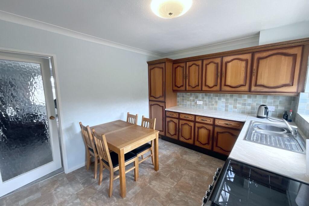 KITCHEN/DINER