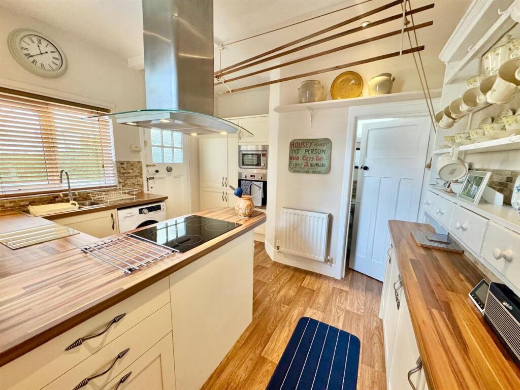 PHOTO-2025-06-10-20-52-41 (11).jpg