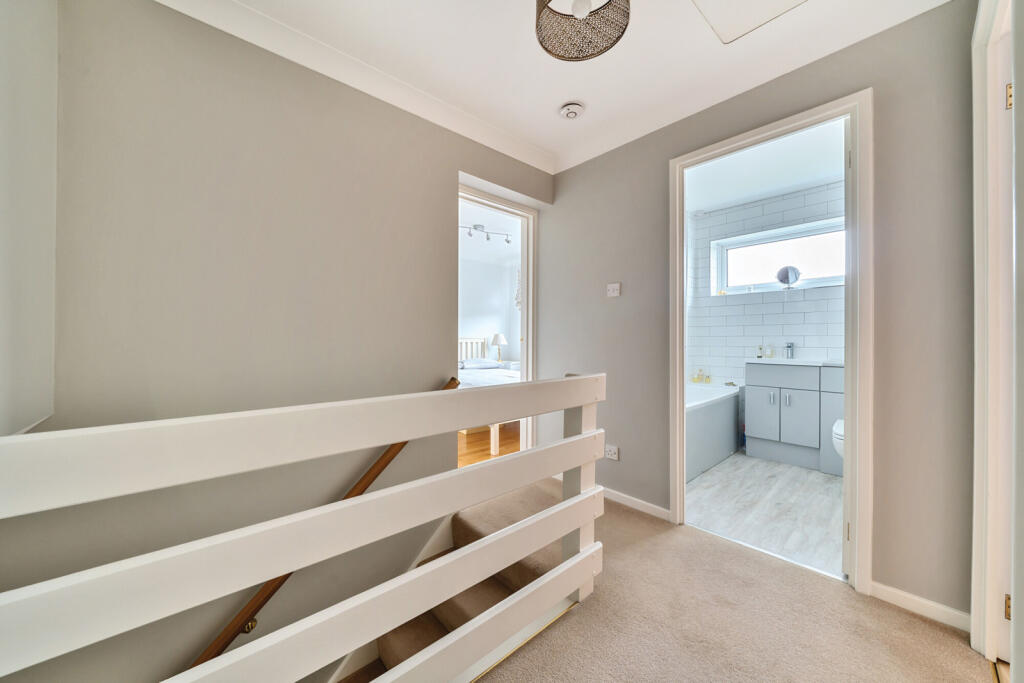 1288388-5-682daac...