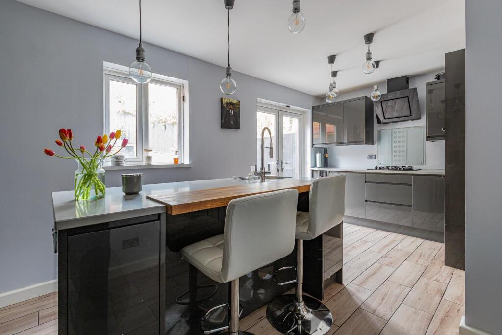 Clos Y Gwalch 7-17.jpg