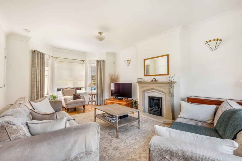 24 Nicoll Place (9).jpg