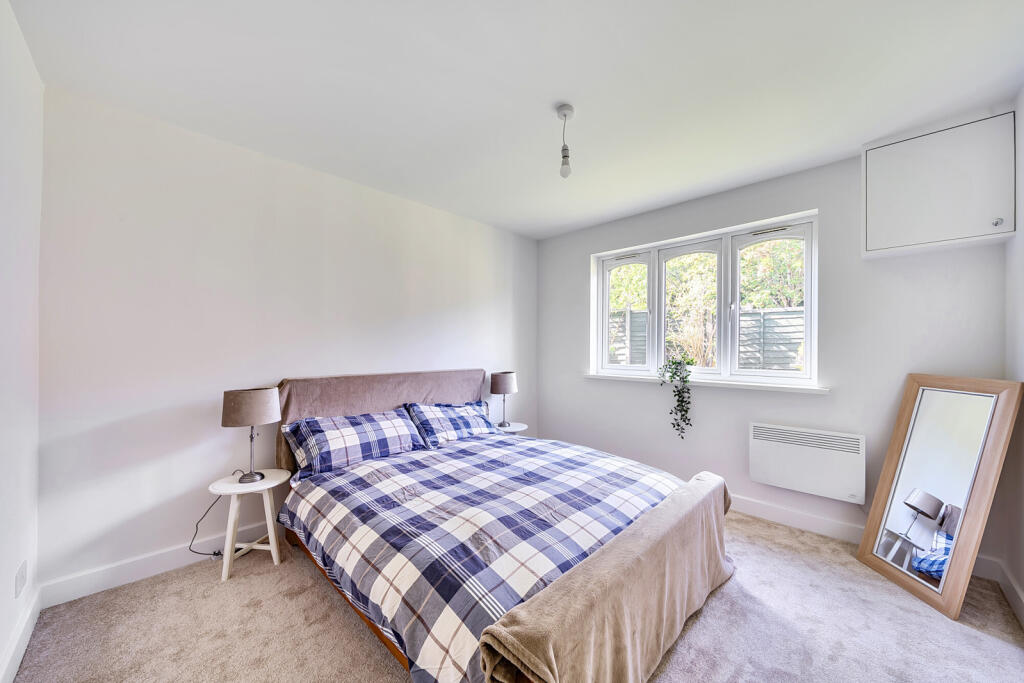 1360370-10-68d3fb...