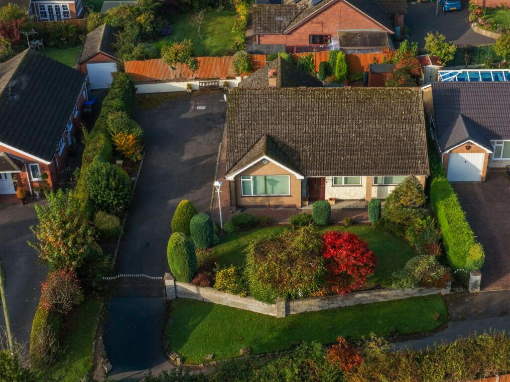 dji_fly_20251012_093740_0002_1760261939550_photo.j