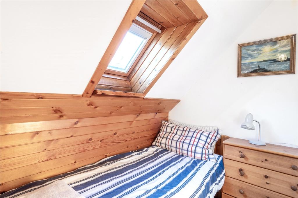 Small Bedroom