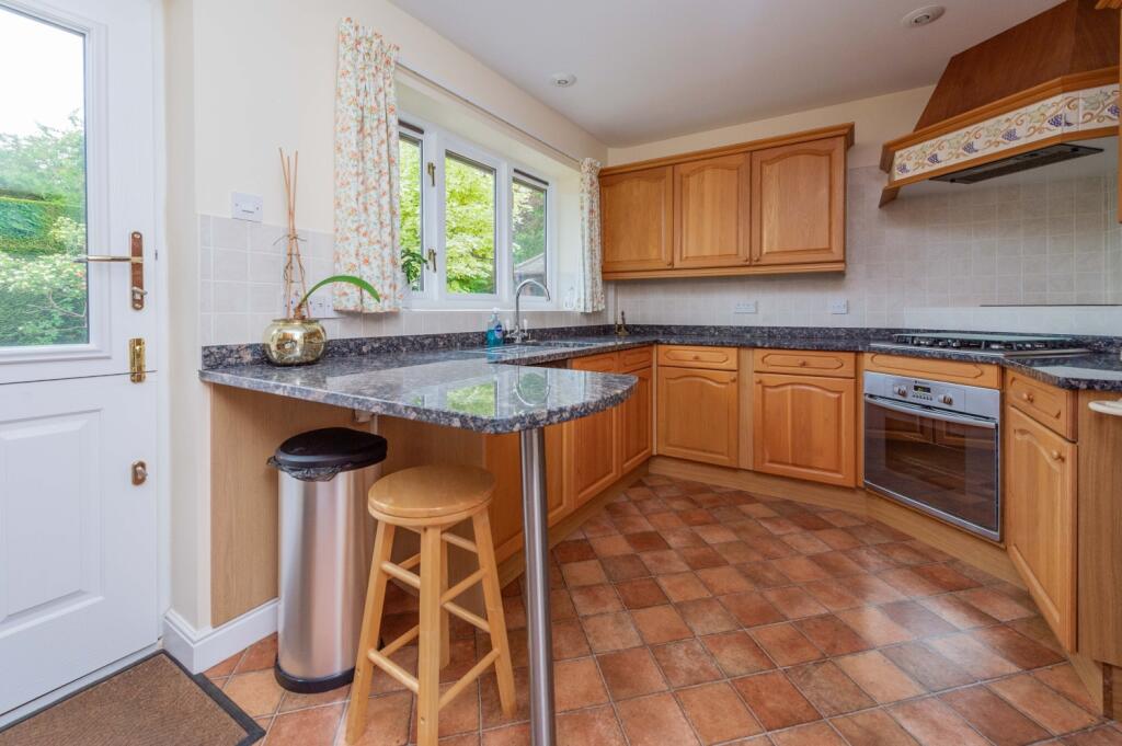 Kitchen.. EmilyDimelowEwemoveWhitchurchandNantwich