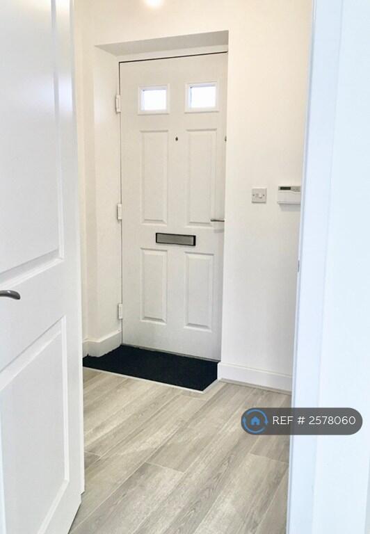 Separate Entrance Hallway