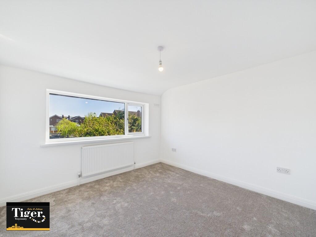 CAM02176G0-PR0540...