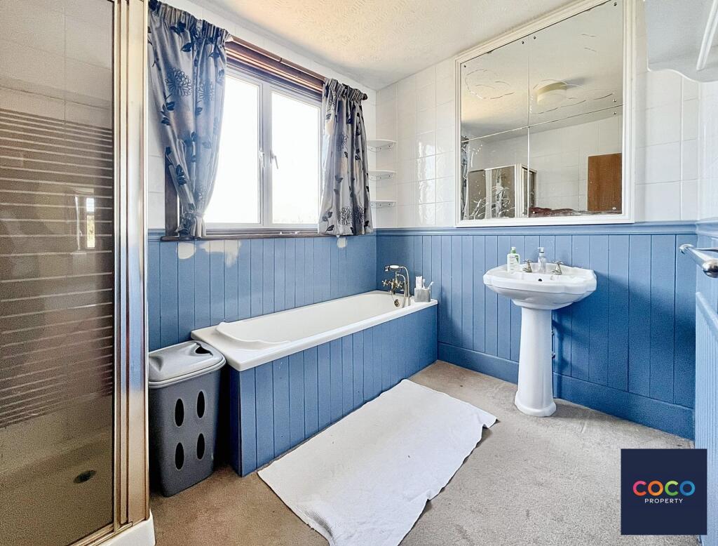 First Floor Bathroom