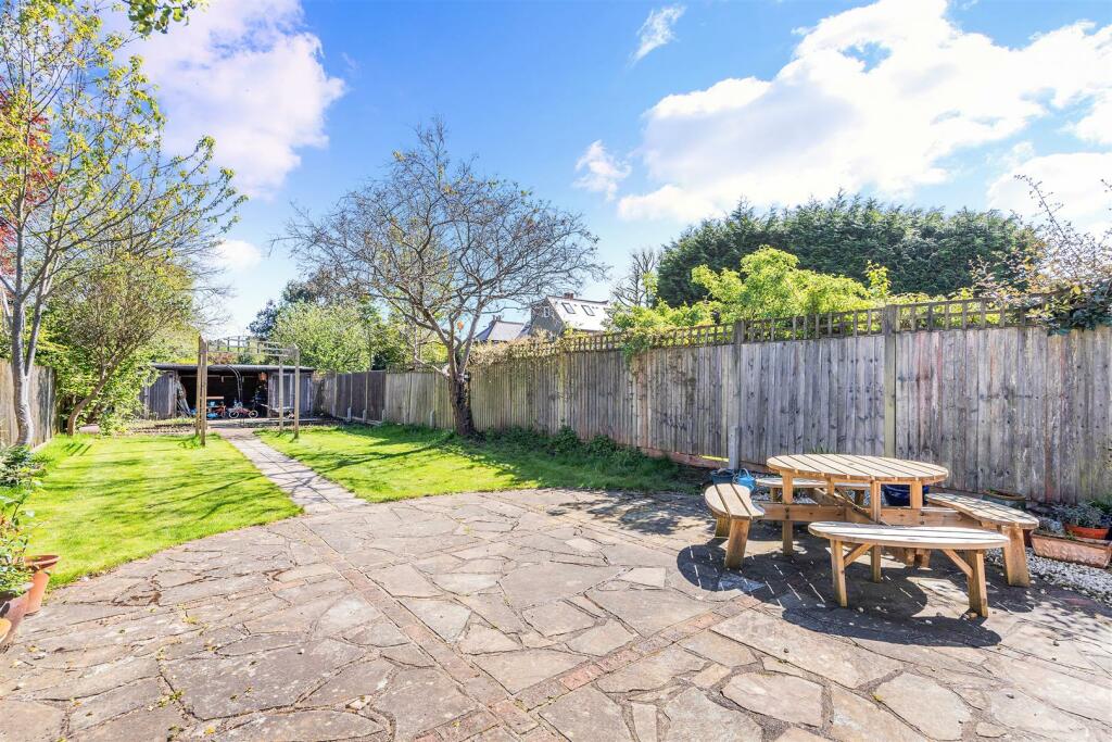 TOWER ROAD, 20A (1).jpg