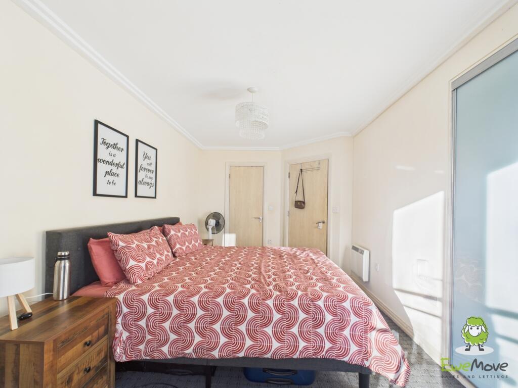 EweMove Basingstoke Winterthur Way Bedroom One