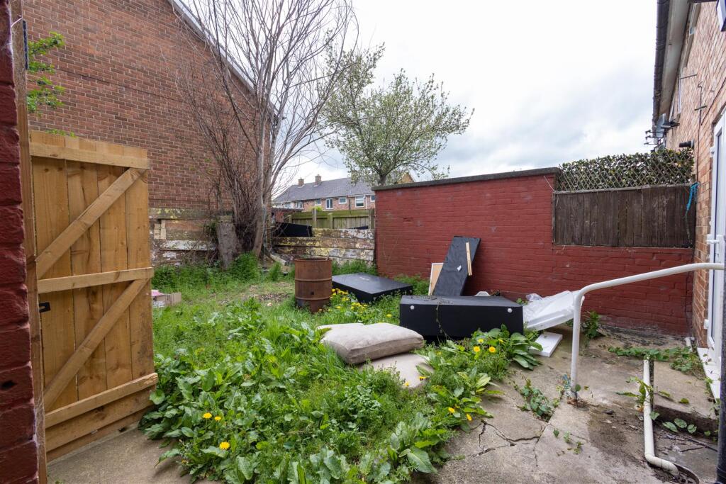 Outside garden picture.jpeg