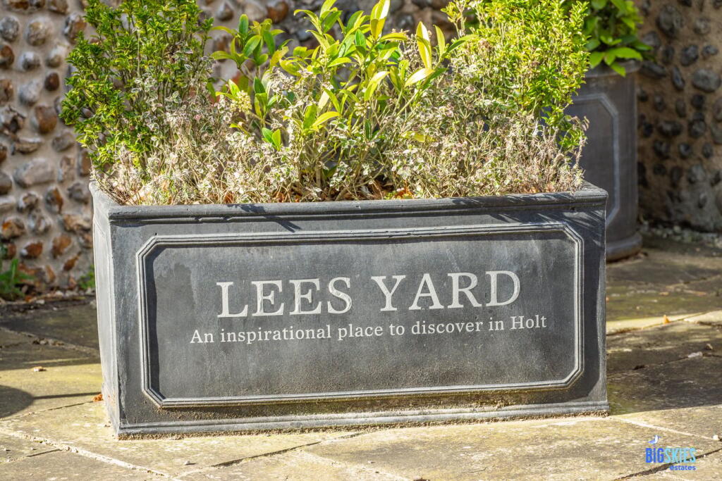 Lee's Yard