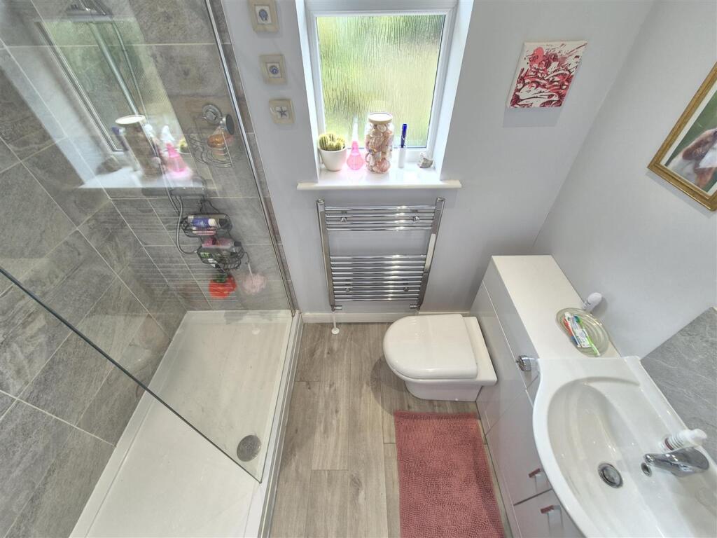 En-Suite Shower Room