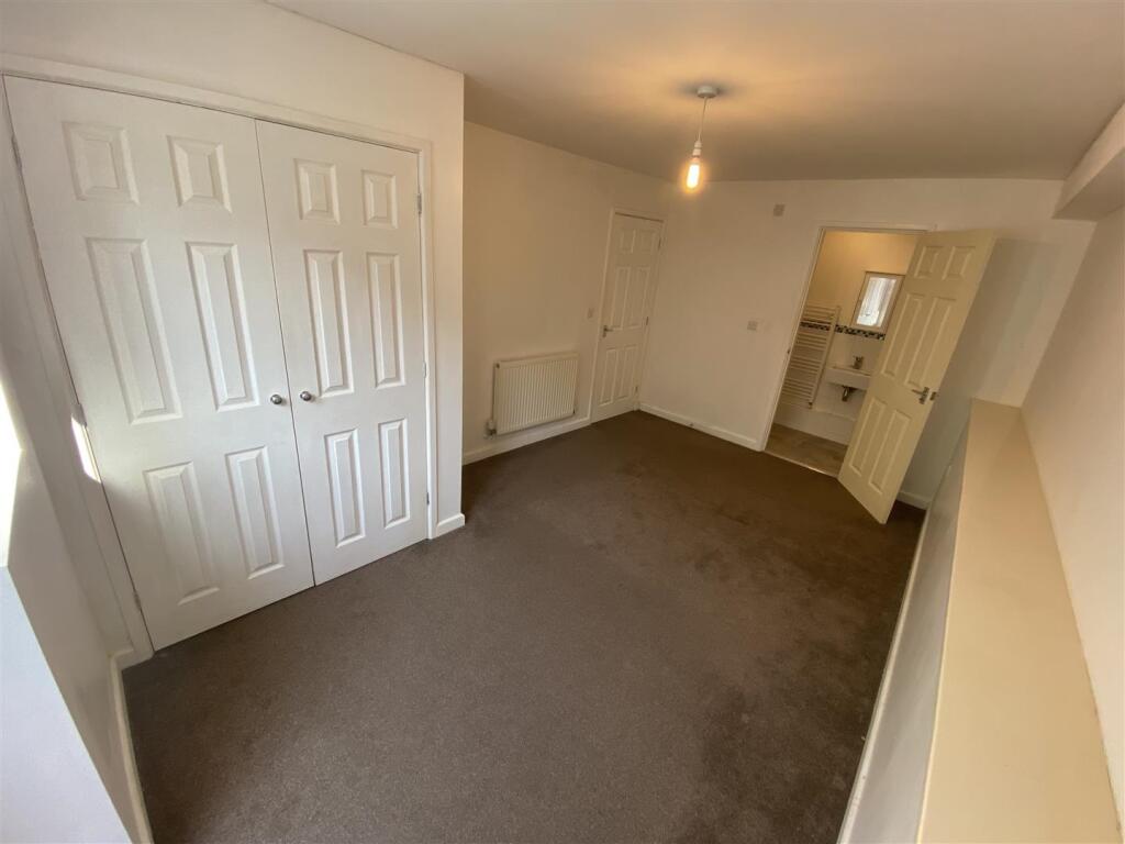 njvKwZRoGUeBofehr...