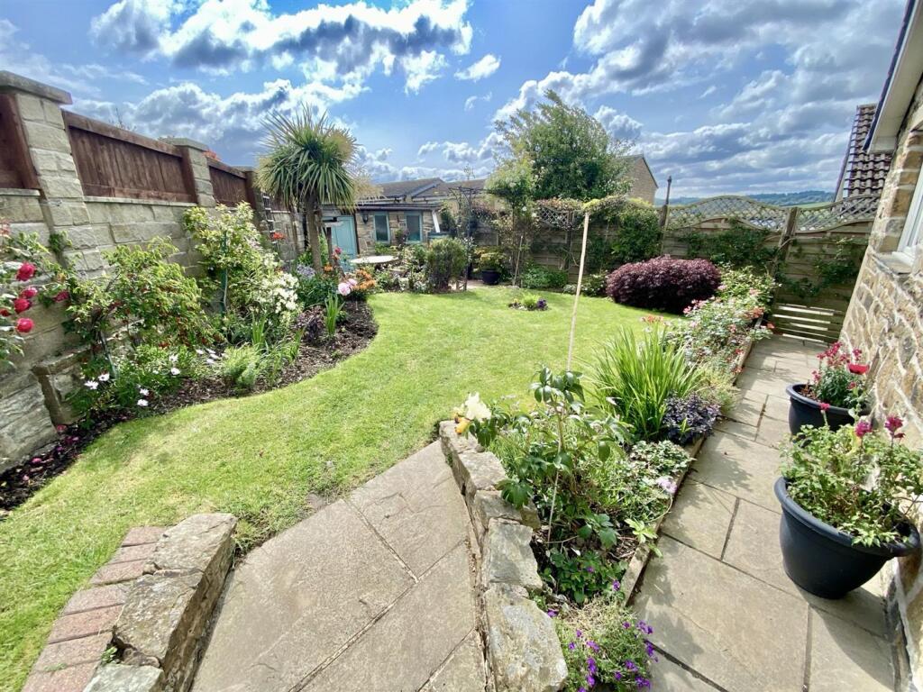 Bramleys Estate Agents - Lady Heton Drive - Mirfie