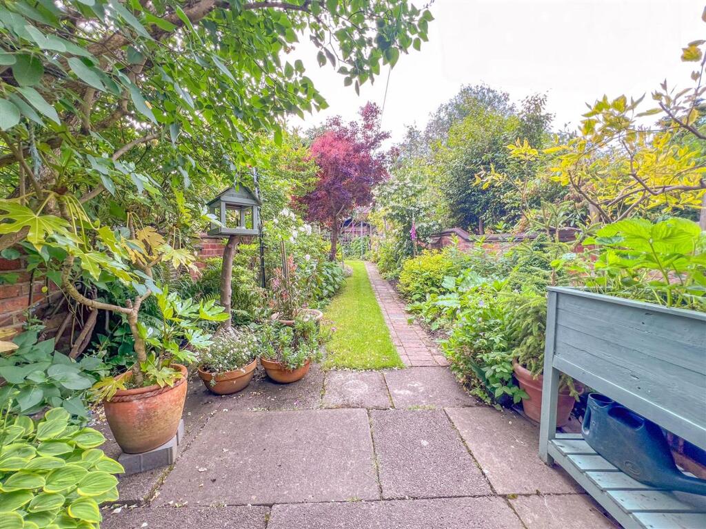 Manor Park Road - Image-21.jpg