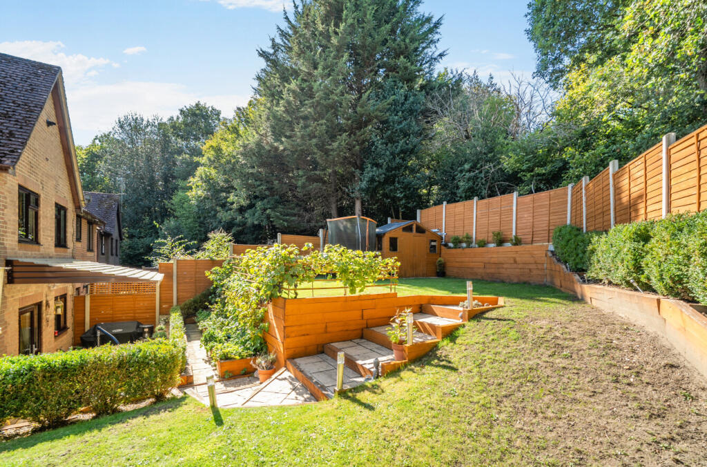 1355802-6-68cd7f1...