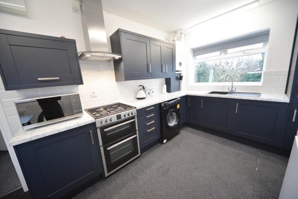 Kitchen close up.jpg