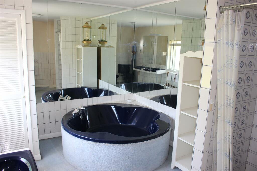 Large Bathroom