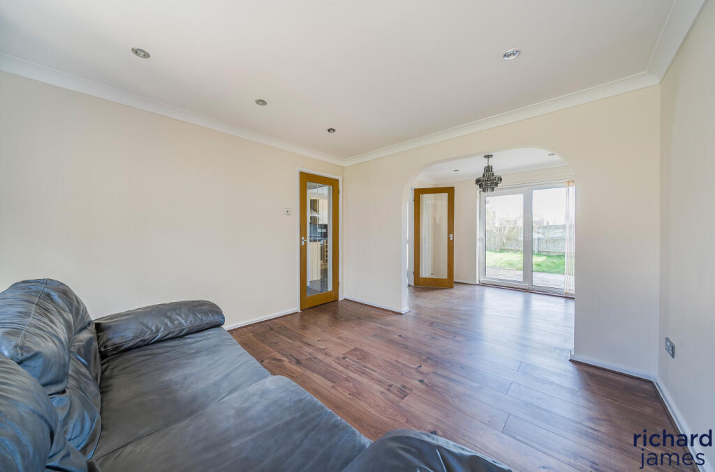 6fe63a8e9cfd44bc80073d6a79405333