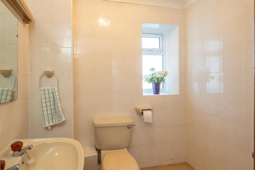 Cloakroom.jpg