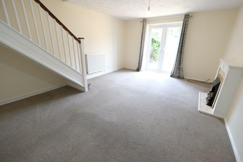 SITTING/DINING ROOM