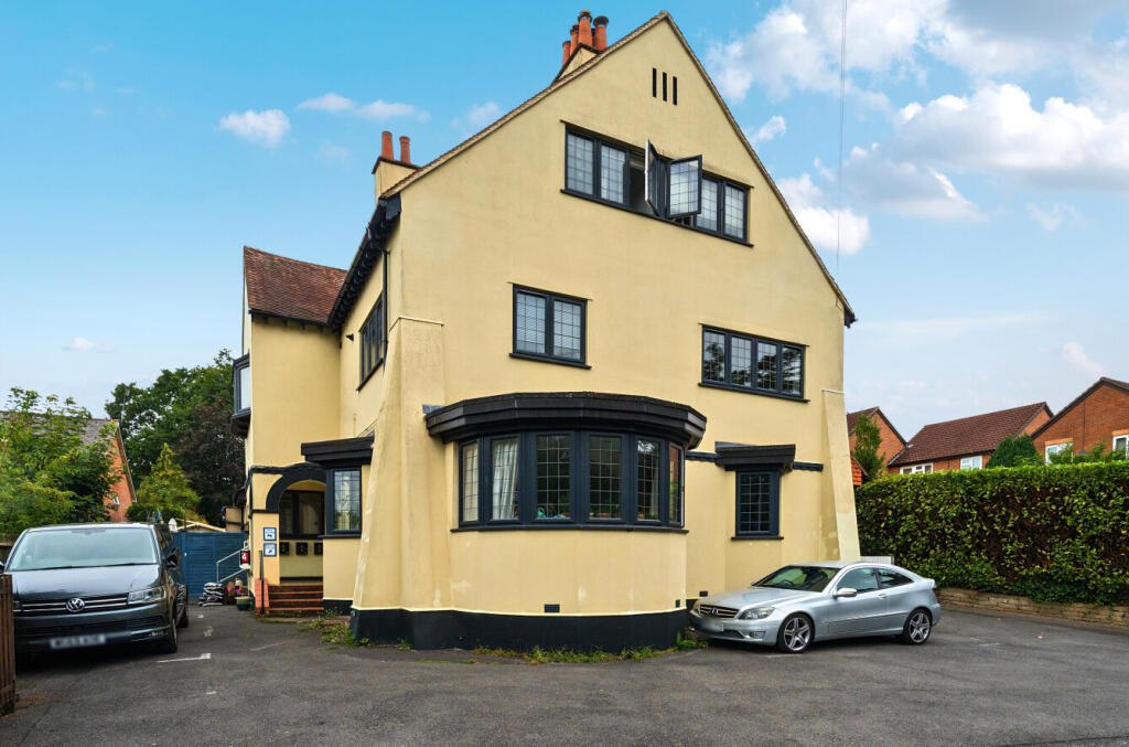 1332828-1-689075f...