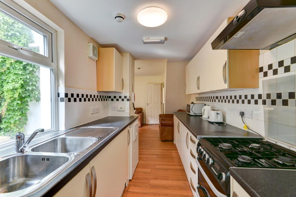 kitchen`