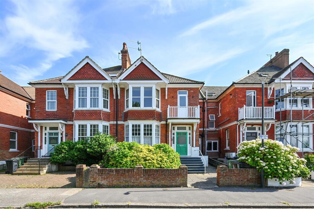 UPPER MAISONETTE - 67 EGERTON ROAD - TN393HL (18).