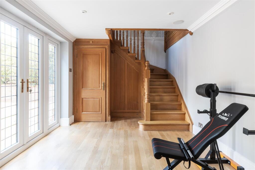 11 Pine Coombe-23.jpg