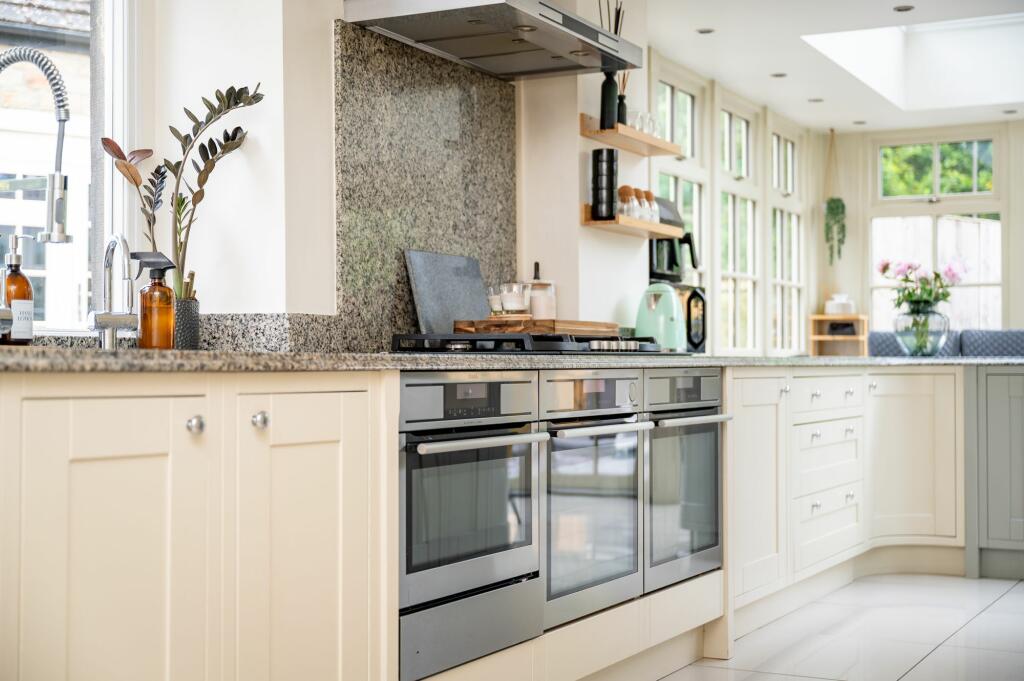 DINING LIVING KITCHEN