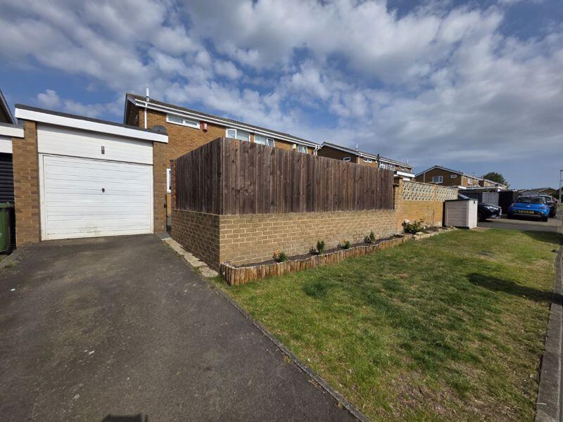 Garage/Driveway