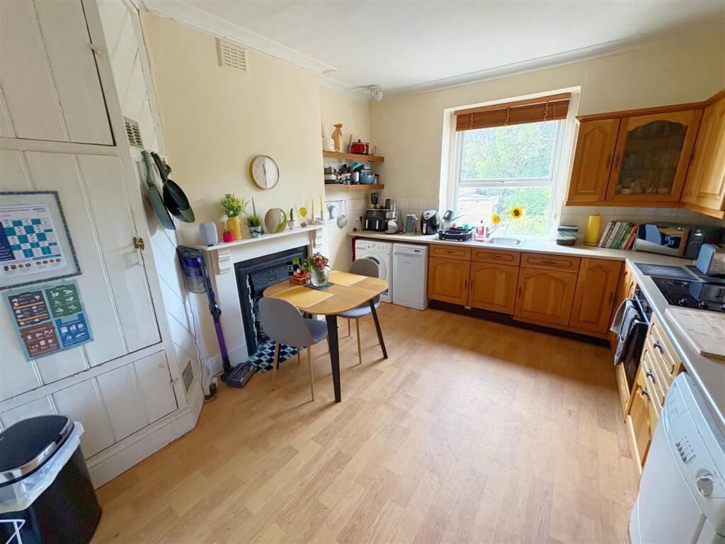 Kitchen_Breakfast room (2).jpg