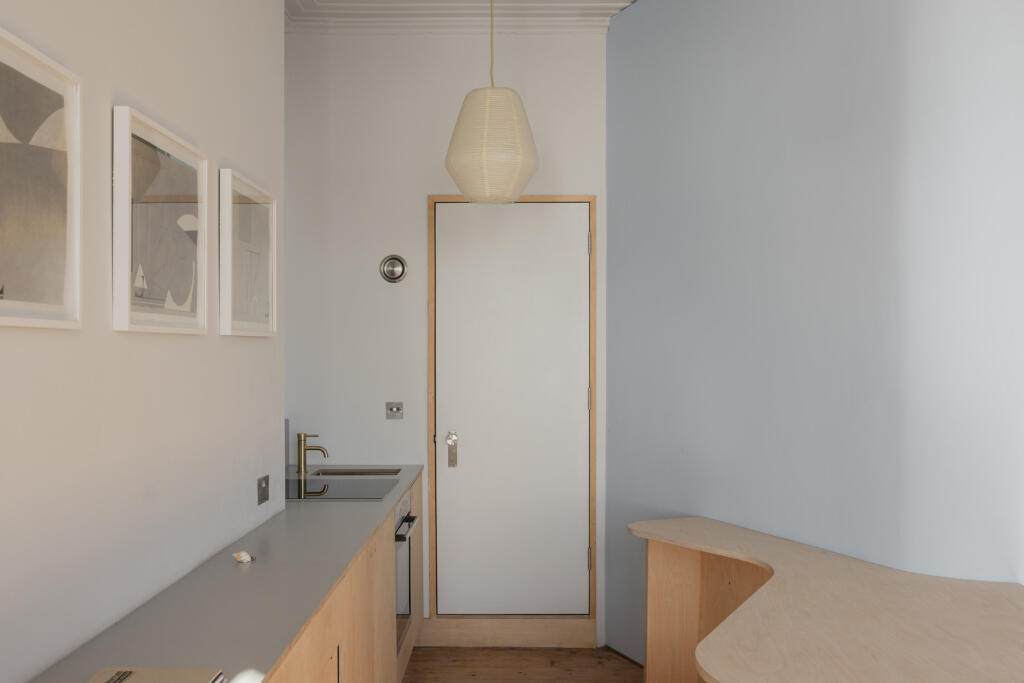 265772 - Moreton Court_INT_032.jpg