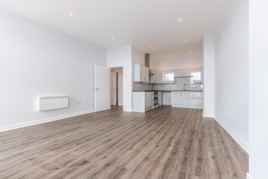 Apt 3 Splendid Op...