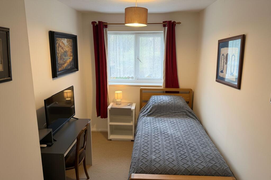 Two Double Bedrooms