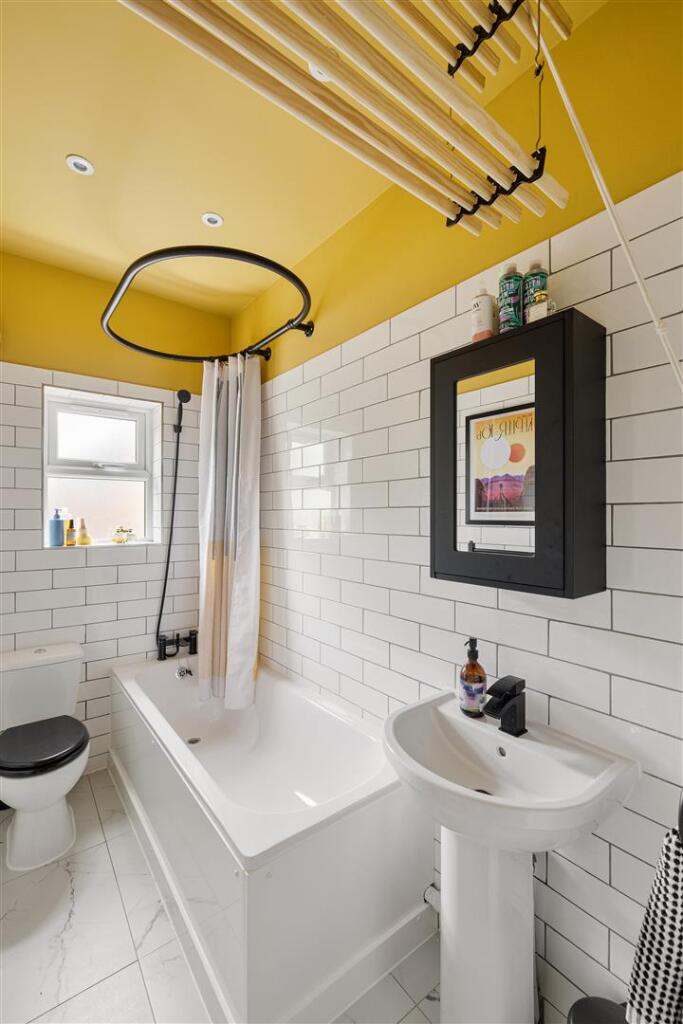 Grange Park Road, E10