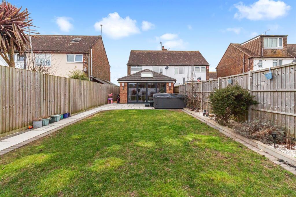 Rodean Road 68-004.jpg