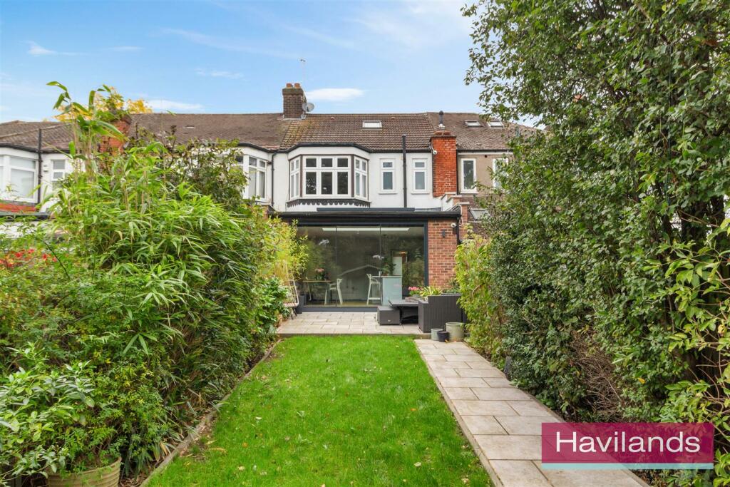 Halstead Road-21.jpg