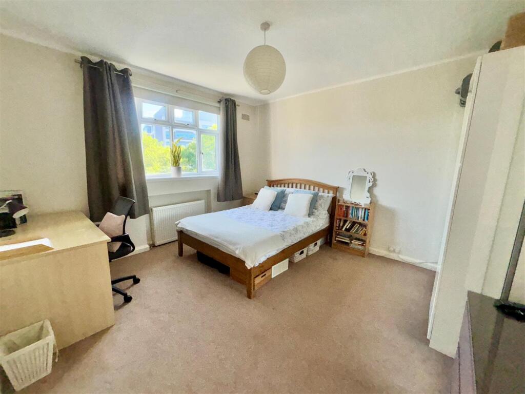 master bedroom.jpg