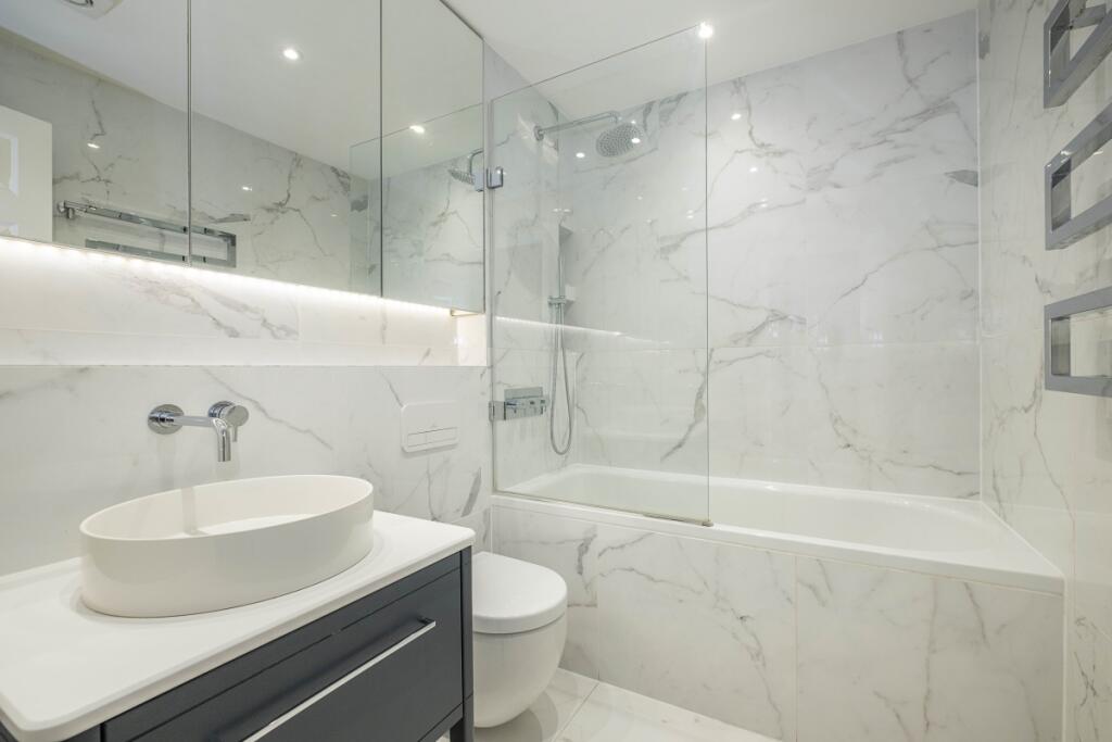 2-bowater-house-1...