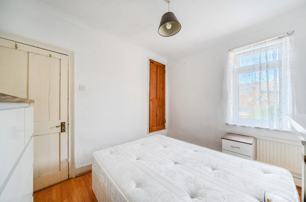 1358572-18-68d471...